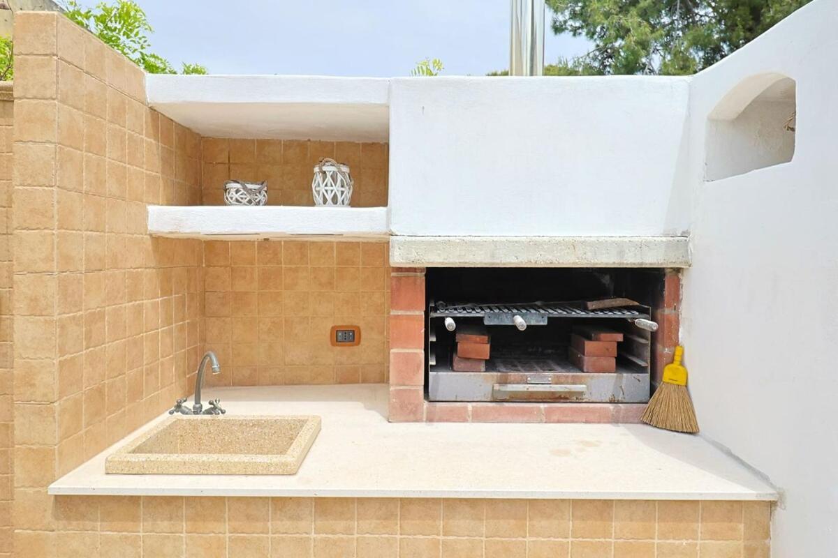 Villa Le Conchiglie Di Taranto Mediterranea ปุลซาโน ภายนอก รูปภาพ